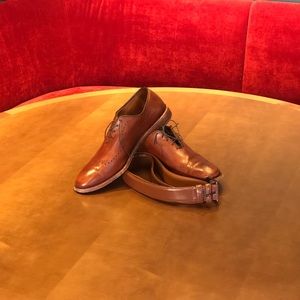Allen Edmonds Fairfac brown leather shoe